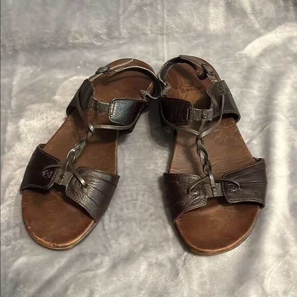 Merrell Micca Dark Brown Leather Sandals - Picture 1 of 9